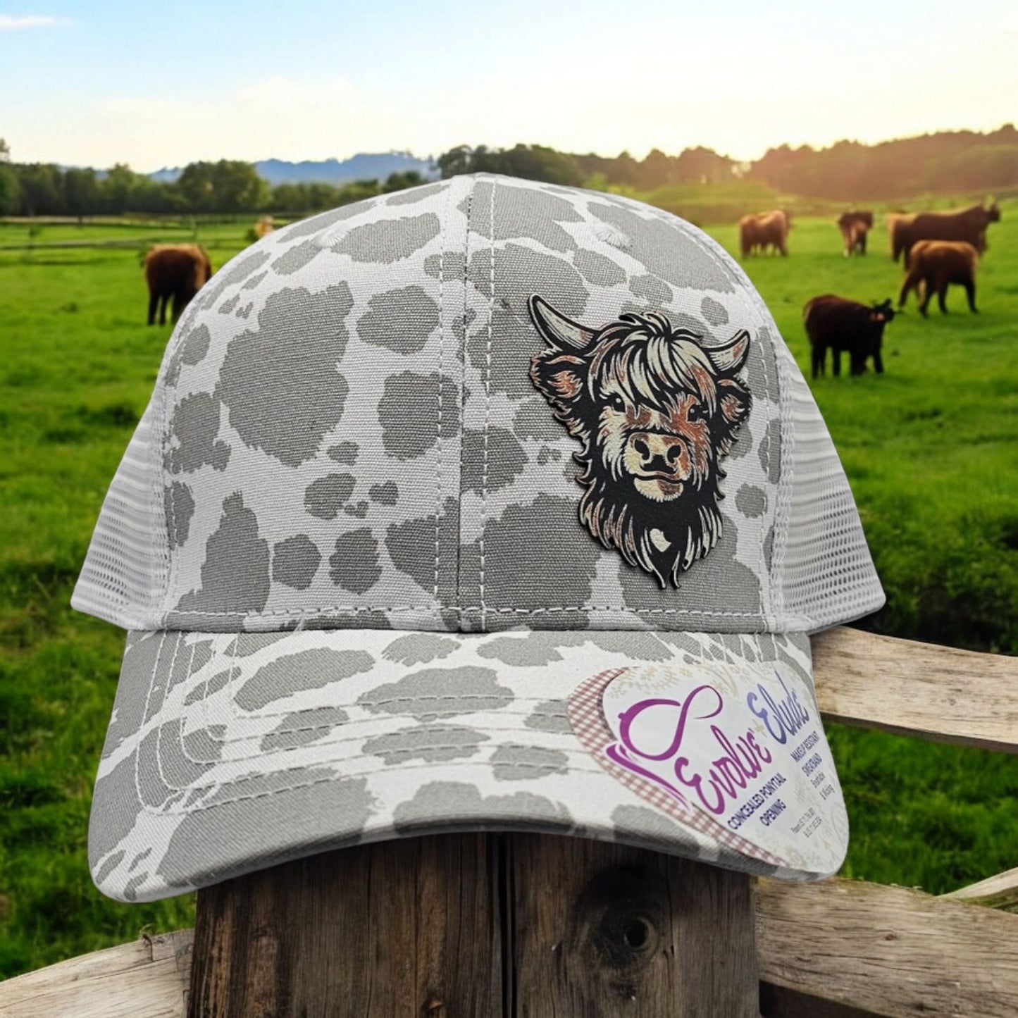 Highland Cow, Ladies Snapback Trucker Hat